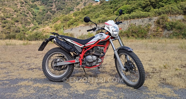 Versione Euro5 del 2022 Beta Alp 200