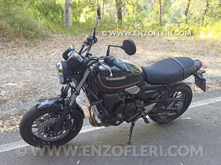 Stile Retrovoluzion di Kawasaki Kawasaki z650rs