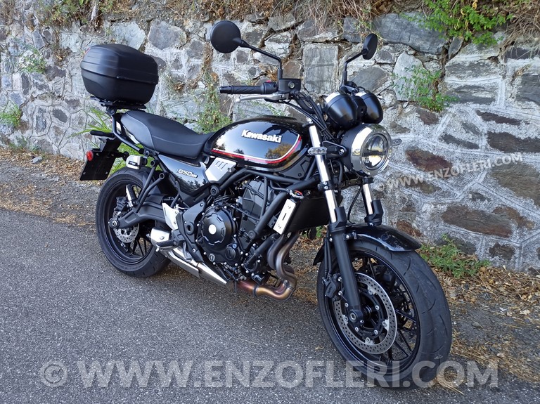 Kawasaki z650rs - Ergonomia kawasaki z650rs